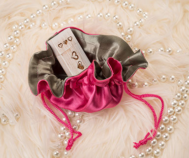 Middle shelf 2 heartthumb 003 2